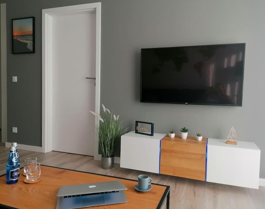 Apartament Bella Baltic Tuz Przy Plazy Widok Morze Rewal Exterior photo